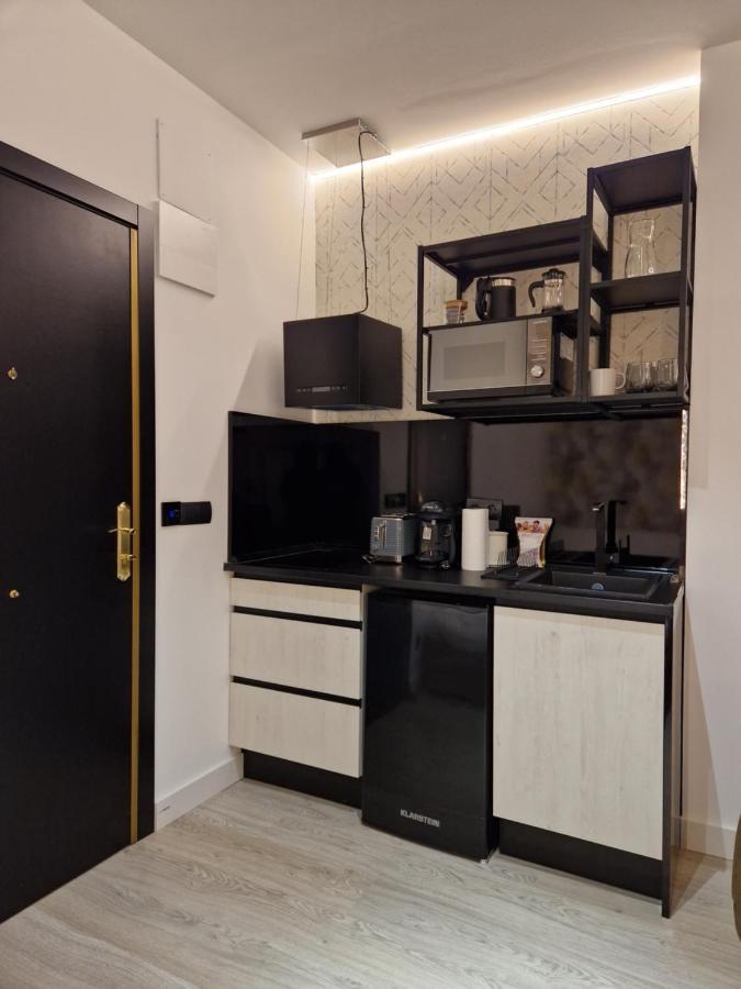 Apartamentos Wur Madrid Eksteriør bilde